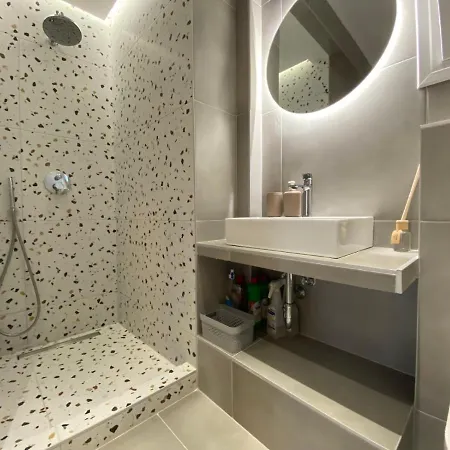 Hilltop Luxury Διαμέρισμα PalaiónTsiflíkion