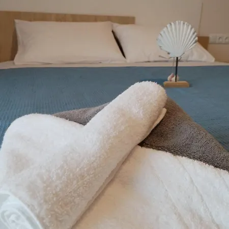 Hilltop Luxury Lejlighed