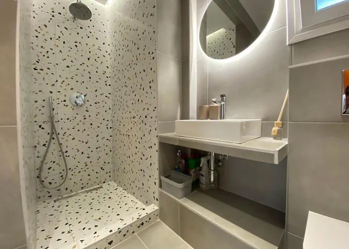 Hilltop Luxury Lejlighed PalaiónTsiflíkion