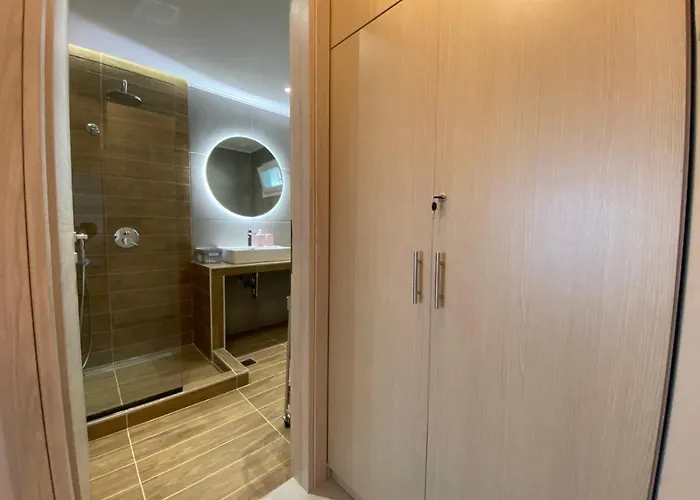 Hilltop Luxury Lejlighed *