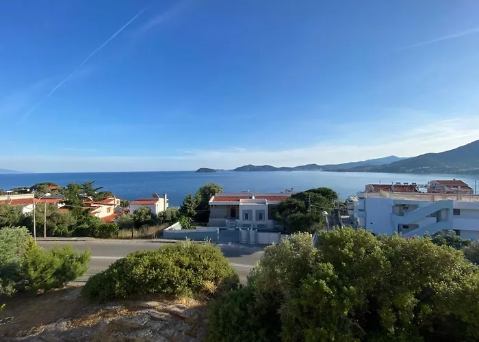 Hilltop Luxury PalaiónTsiflíkion