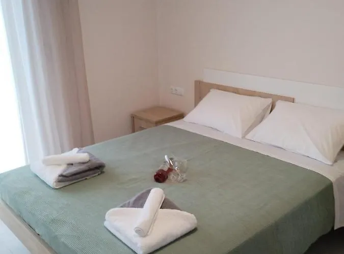 Hilltop Luxury Lejlighed PalaiónTsiflíkion