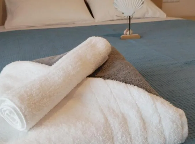 Hilltop Luxury Apartament *